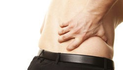 Pinzamiento lumbar: Causas y tratamiento